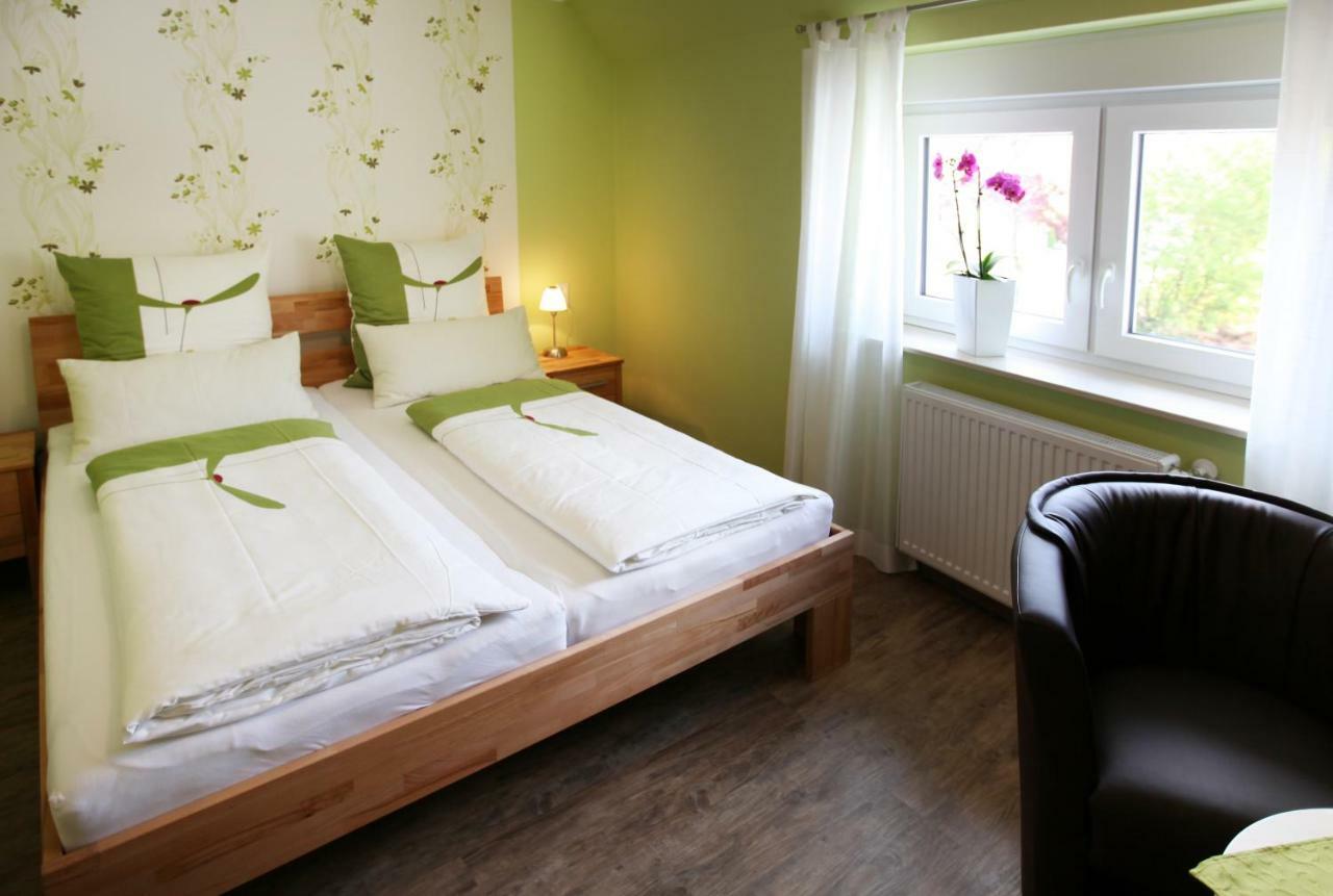 Gaestehaus Spatzennest Maikammer Extérieur photo